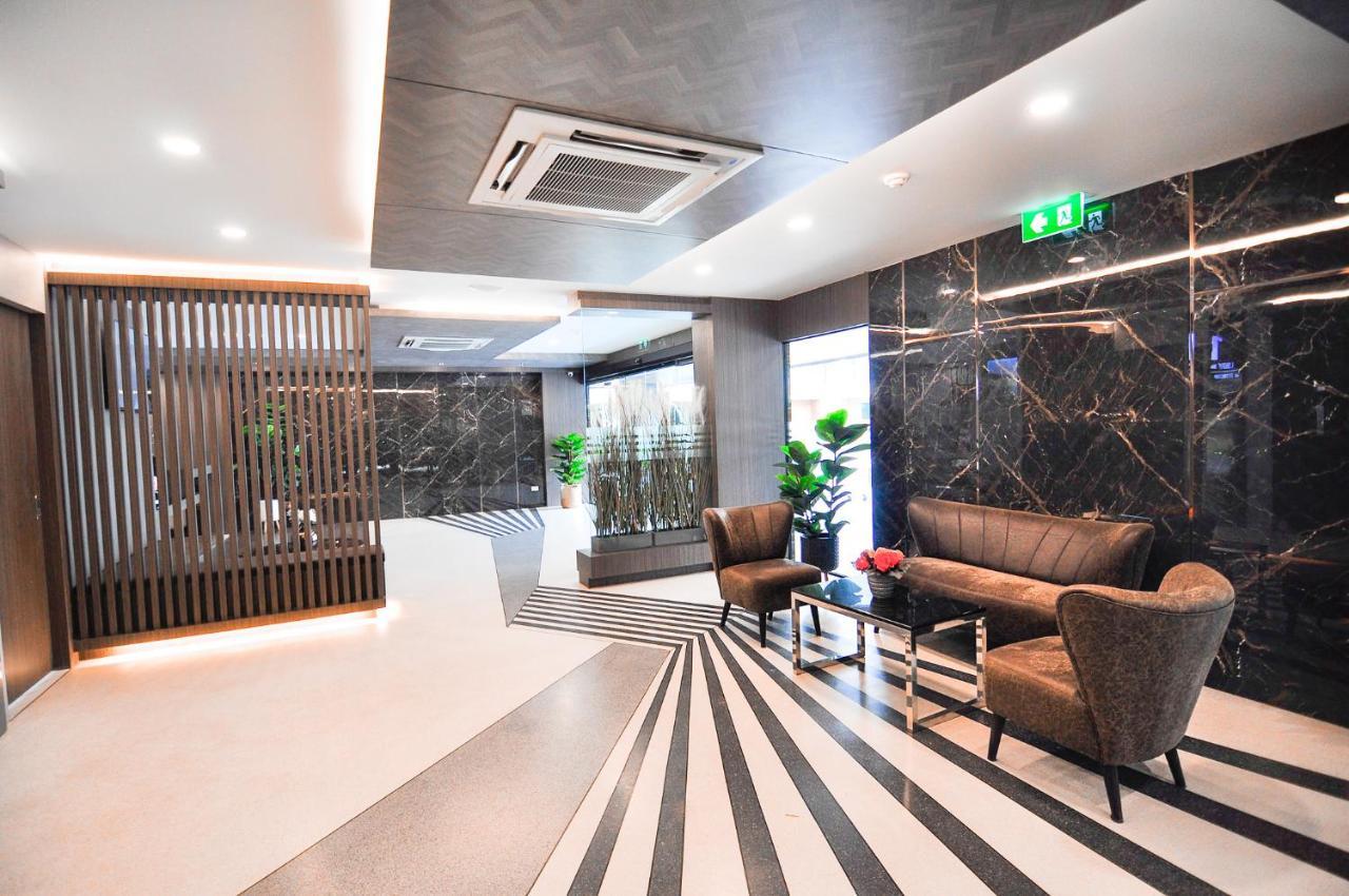 The S Block Condotel Ban Si Than 외부 사진