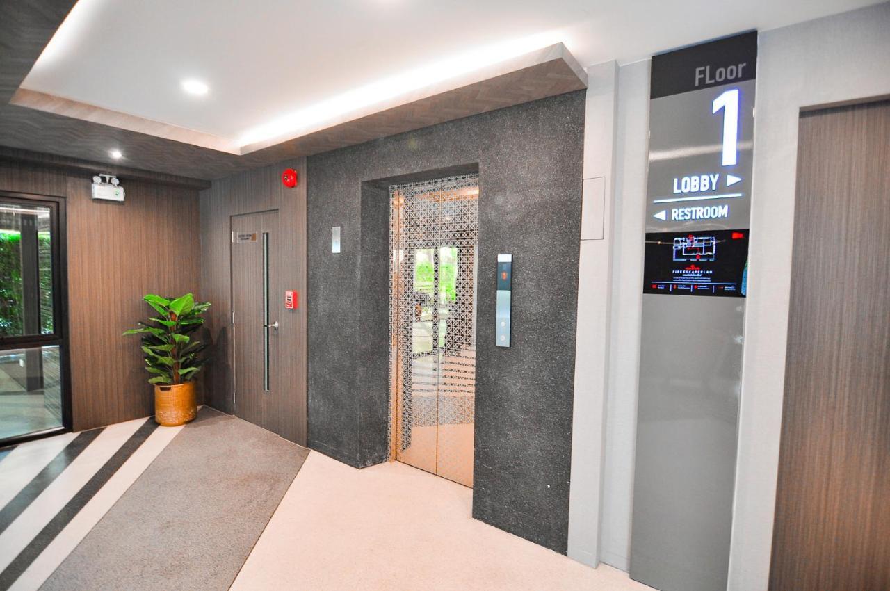 The S Block Condotel Ban Si Than 외부 사진